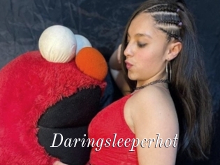 Daringsleeperhot