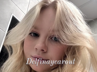 Delfinayearout
