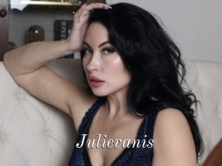 Julievanis