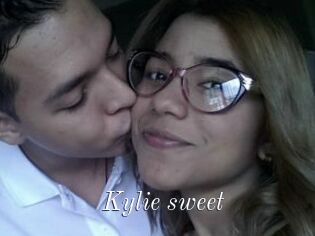 Kylie_sweet