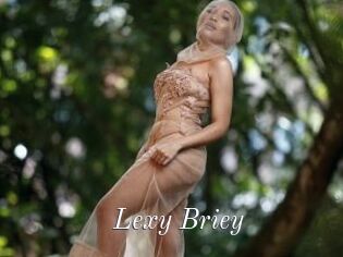 Lexy_Briey