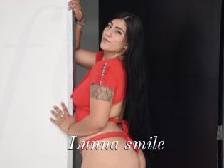 Lunna_smile