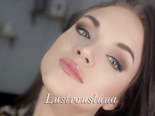Lustrousluna
