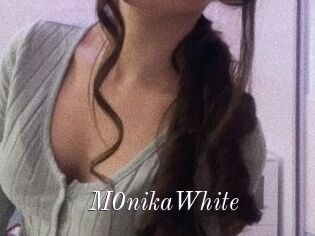 M0nikaWhite