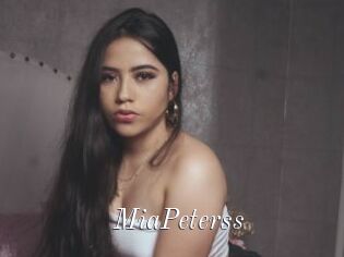 MiaPeterss
