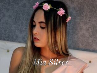 Mia_Silver