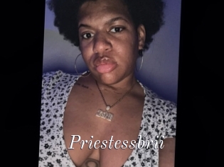 Priestessbrii