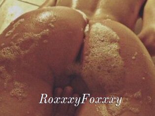 RoxxxyFoxxxy