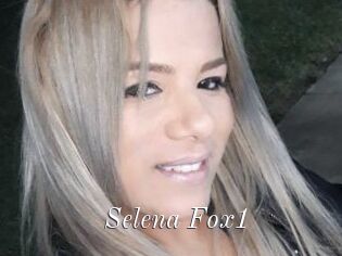 Selena_Fox1