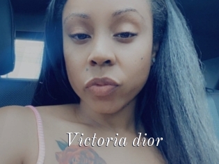 Victoria_dior
